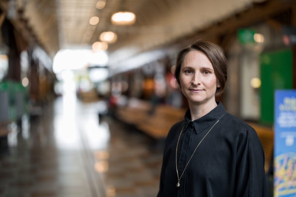 Caroline Ahrnens Martin, jernhusen, jobber med Grand Central