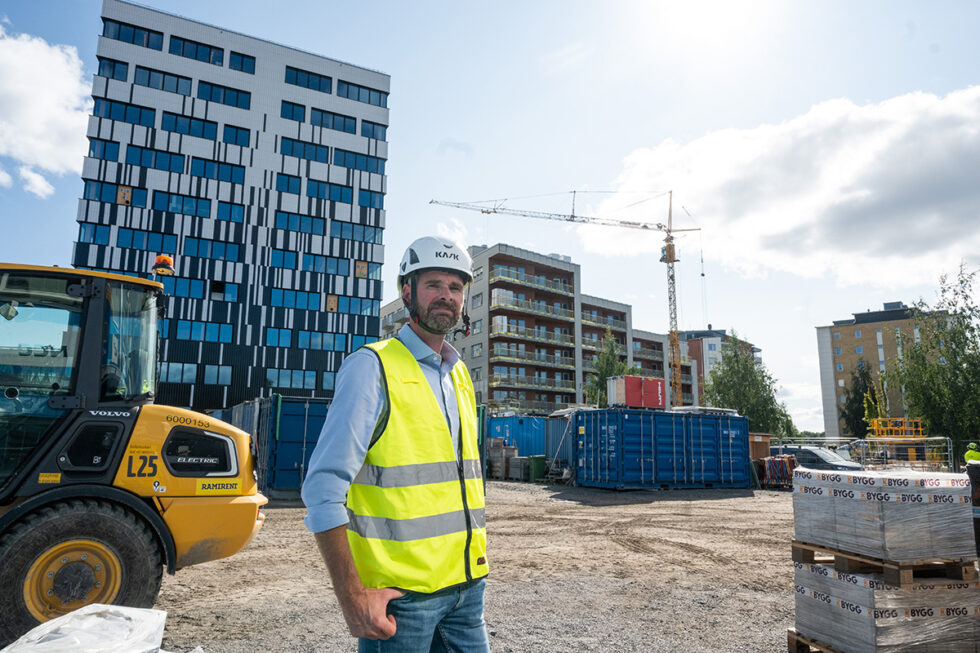 Robert Wennberg, Balticgruppen, vid Östra station i umeå